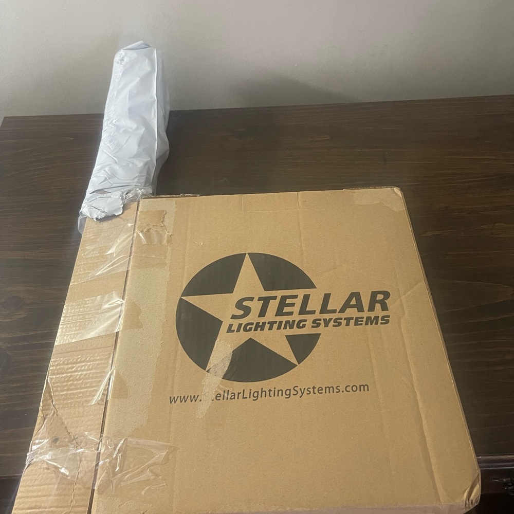 Live shows and live selling NIB Stellar
Lighting System Studio lights !! New !